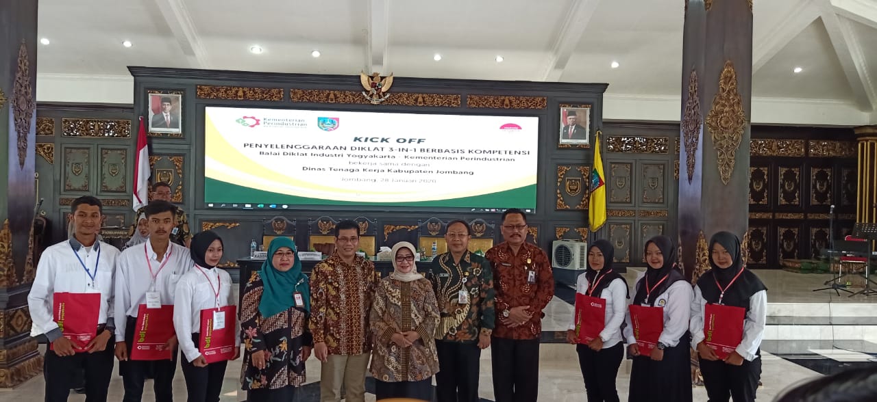 KICK OFF DIKLAT 3-IN-1 BERBASIS KOMPETENSI BERSAMA BUPATI JOMBANG
