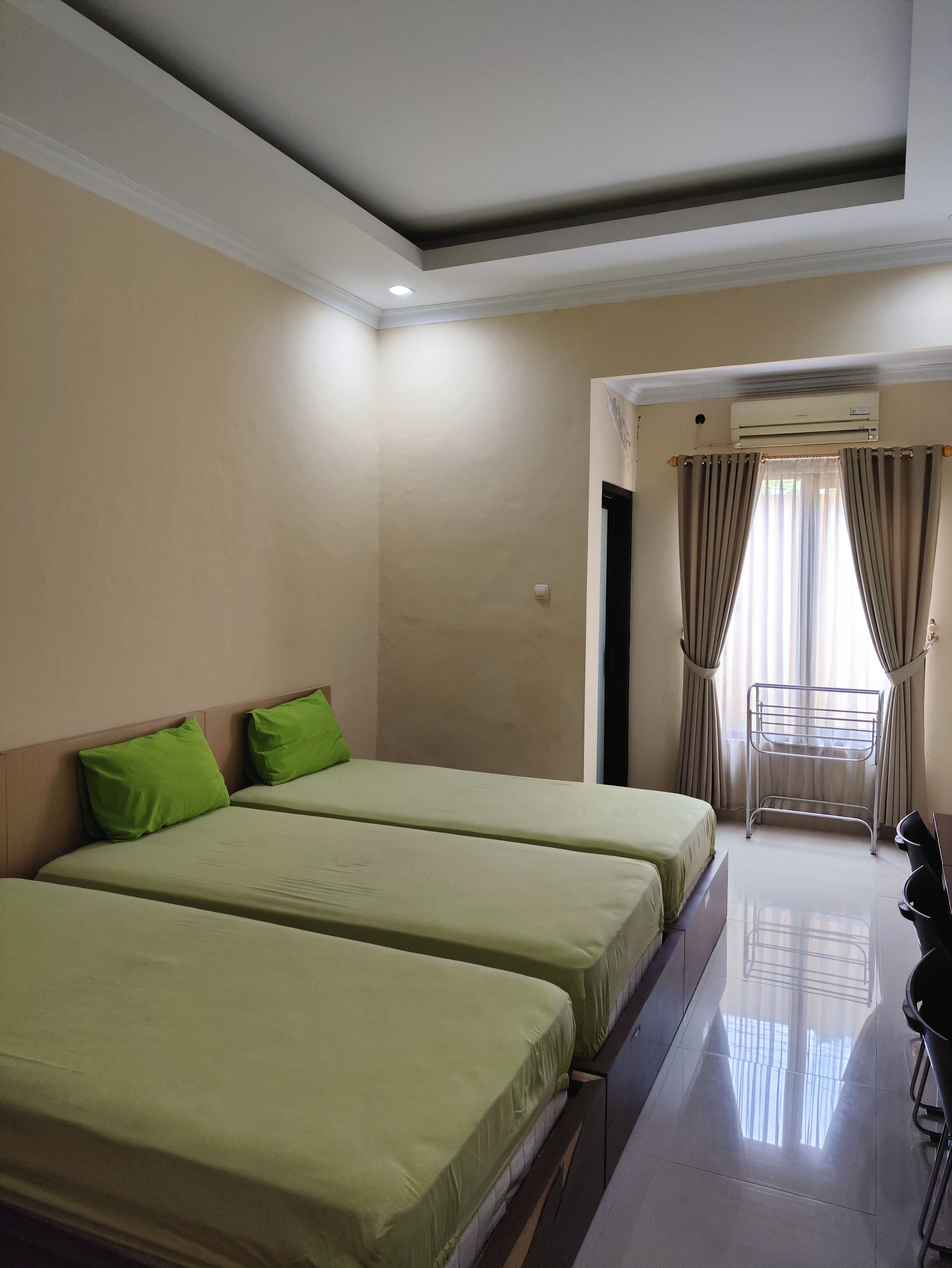 Kamar Inap 3 Bed